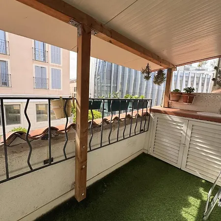 Διαμέρισμα Maison De Quartier Lacan Vieil Αντίμπ