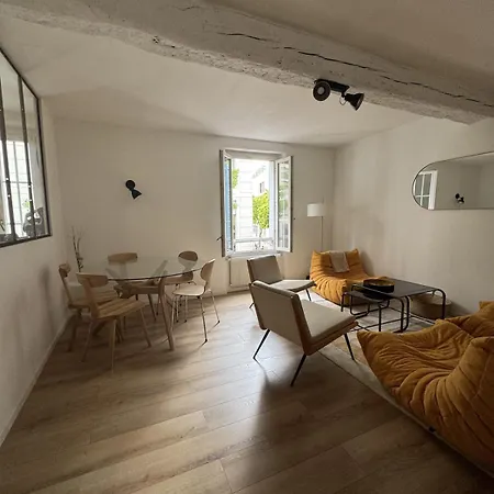 Διαμέρισμα Maison De Quartier Lacan Vieil Αντίμπ
